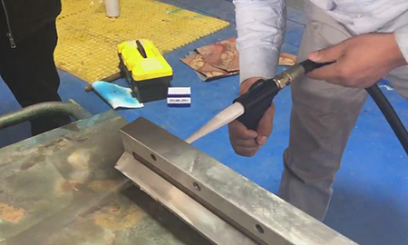 干冰清洗機熔噴布模頭清洗應用案例視頻2 