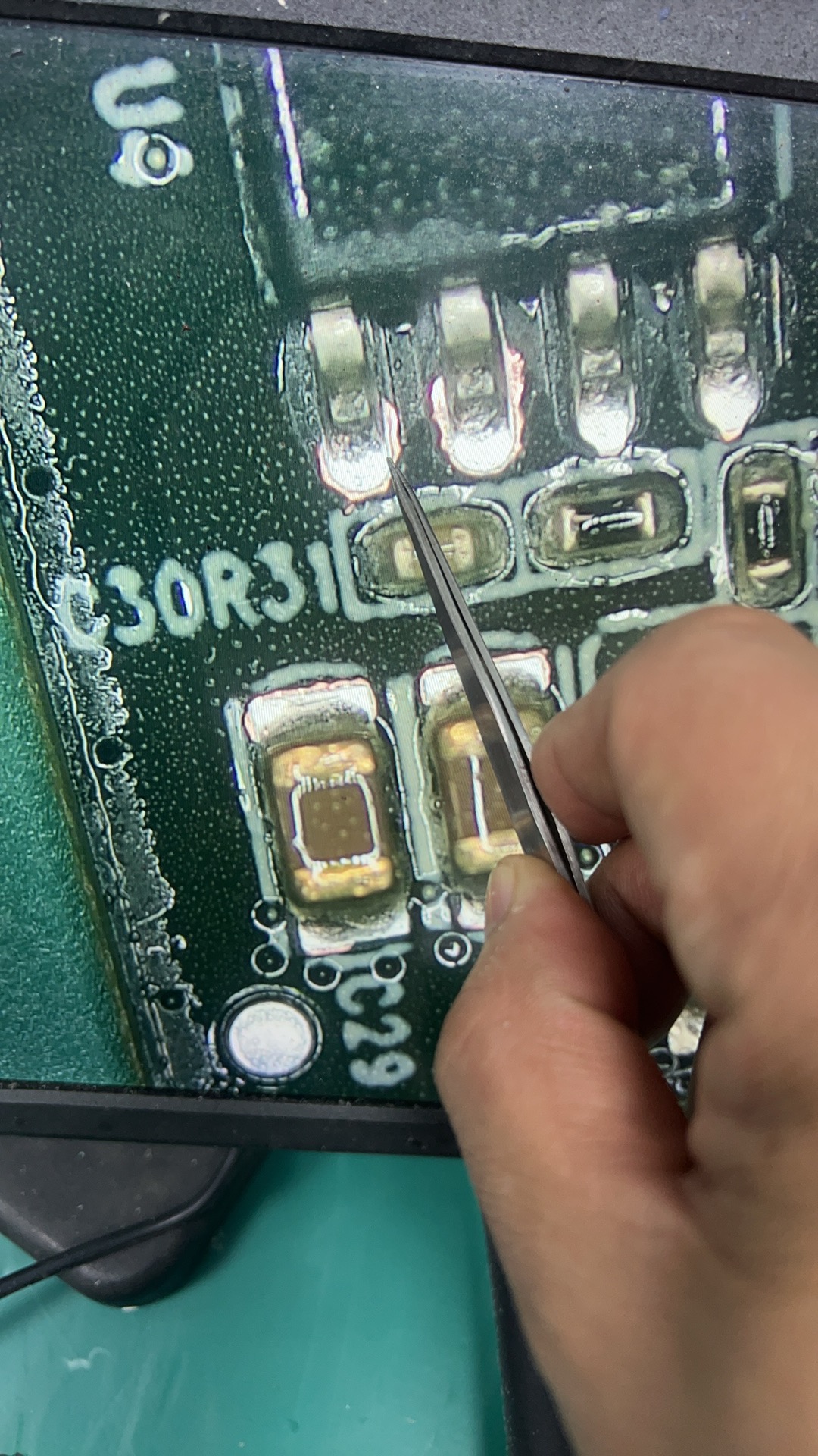 干冰洗三防漆，怎么防止破絕緣漆？ 