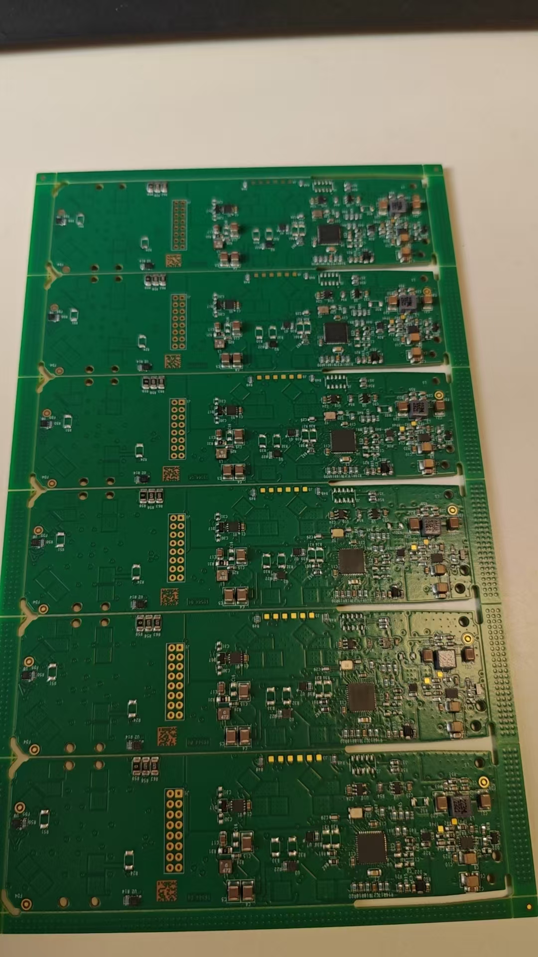 全自動干冰清洗印刷電路板靜電值100V以內，動態數顯 